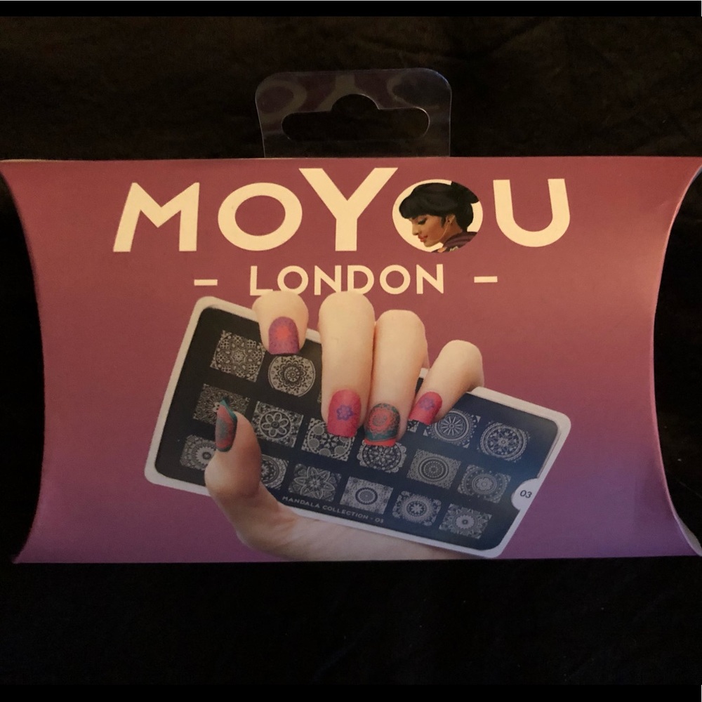 MoYou -London- Nail Art Kit (4 pieces) Mandala Collection